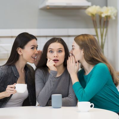 pretty-young-girls-gossiping-together
