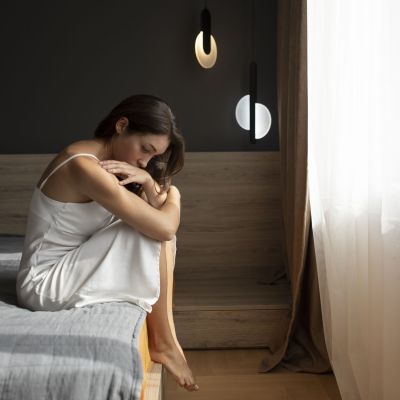 portrait-woman-with-low-self-esteem